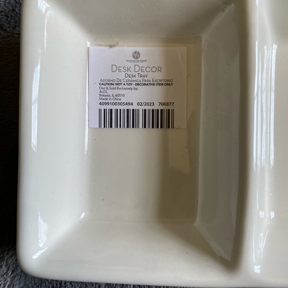 Huntington Home Ceramic Tray - Picture 4 of 7